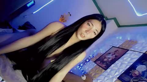 its me CLAUDIA online show from 16, 2, 2025