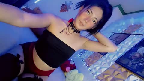 its me CLAUDIA online show from 9, 3, 2025