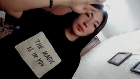 its me CLAUDIA online show from 2, 6, 2026