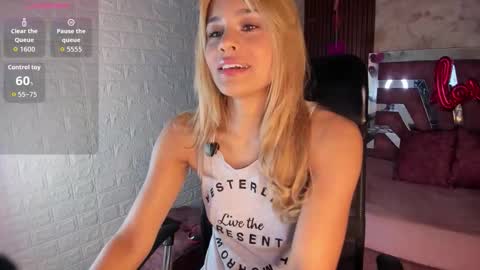 Snapshot of hot_cupid01 chatting on 15, 2, 2026 Valery online show from 15, 2, 2026