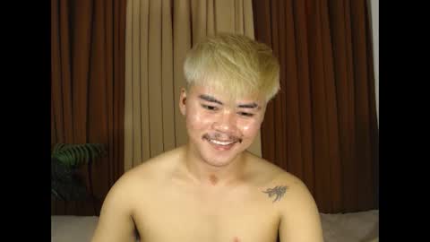 Snapshot of hot_emmanuel chatting on 11, 4, 2026 hot_emmanuel online show from 11, 4, 2026