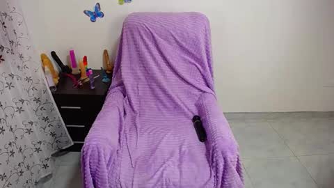 angie online show from 24, 2, 2025