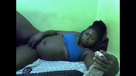 hot_girlly online show from 18, 12, 2025