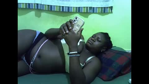 Snapshot of hot_girlly chatting on 8, 4, 2026 hot_girlly online show from 8, 4, 2026