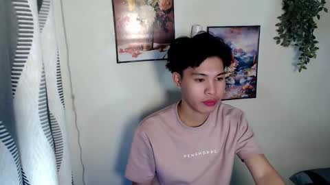 Snapshot of hot_kisser19 chatting on 3, 4, 2026 mark online show from 3, 4, 2026