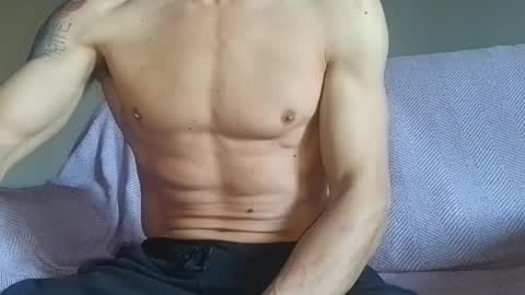 Snapshot of hot_milk_82 chatting on 16, 2, 2025 Oscar online show from 16, 2, 2025