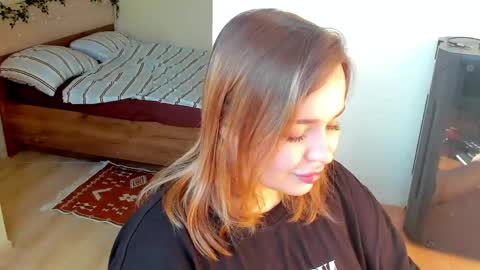 Snapshot of hot_moon_666 chatting on 6, 6, 2026 Moon online show from 6, 6, 2026