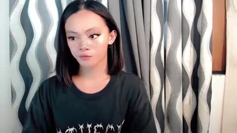 SWEET AGATHA online show from 8, 3, 2025