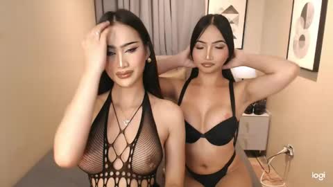 Snapshot of hot_nikki69 chatting on 29, 5, 2026 hot_nikki69 online show from 29, 5, 2026