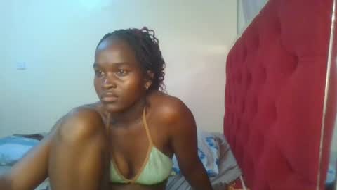 Snapshot of hot_petite12 chatting on 20, 6, 2026 Petite online show from 20, 6, 2026