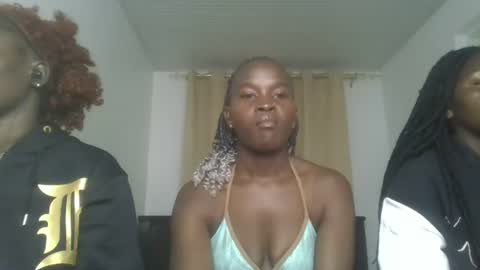 Snapshot of hot_petite12 chatting on 29, 7, 2026 Petite online show from 29, 7, 2026