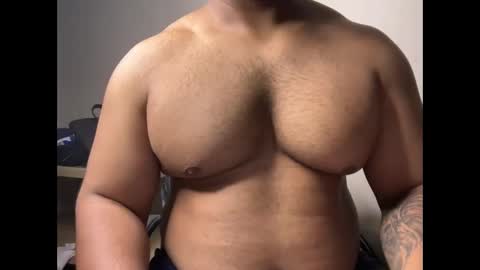 Snapshot of hot_roccohunter chatting on 14, 12, 2025 pranit online show from 14, 12, 2025