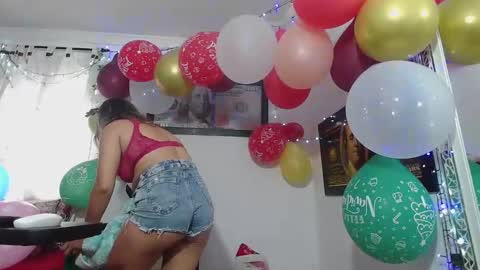 Snapshot of hot_sexy_bunny chatting on 3, 12, 2024 hot sexy bunny online show from 3, 12, 2024