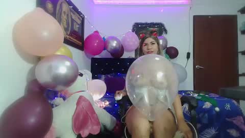 Snapshot of hot_sexy_bunny chatting on 11, 12, 2024 hot sexy bunny online show from 11, 12, 2024