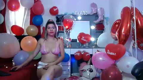 Snapshot of hot_sexy_bunny chatting on 18, 2, 2025 hot sexy bunny online show from 18, 2, 2025