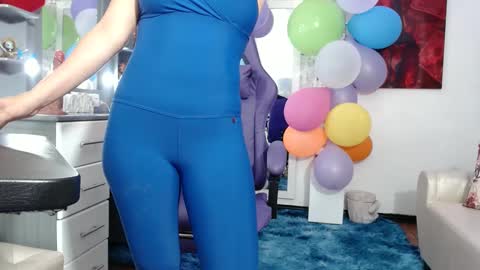 Snapshot of hot_sexy_bunny chatting on 15, 9, 2025 hot sexy bunny online show from 15, 9, 2025