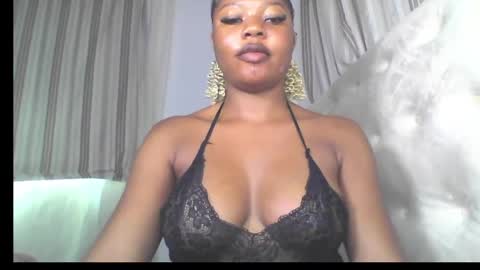 Snapshot of hot_stellaa chatting on 21, 5, 2026 Stella online show from 21, 5, 2026