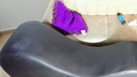 LUCY-GAFAS-KOAJ AND MODERATOR SKYLER online show from 18, 1, 2025