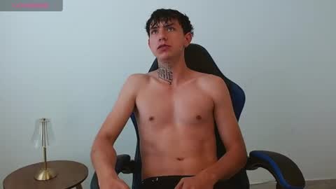 Snapshot of hot_teo1 chatting on 10, 6, 2026 M A T E O online show from 10, 6, 2026