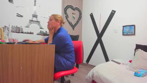 hotandfierylatinos online show from 6, 1, 2025