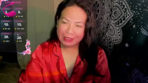 Snapshot of hotasian_mama chatting on 23, 7, 2026 Grace online show from 23, 7, 2026