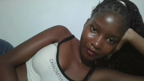 Snapshot of hotbabbee chatting on 2, 7, 2026 love online show from 2, 7, 2026