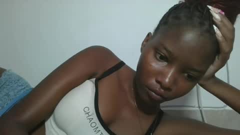 Snapshot of hotbabbee chatting on 6, 7, 2026 love online show from 6, 7, 2026