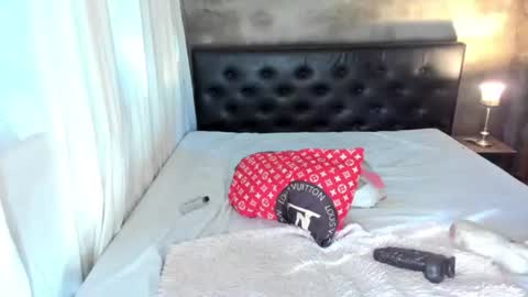 Snapshot of hotbabymaria chatting on 19, 6, 2026 maria online show from 19, 6, 2026