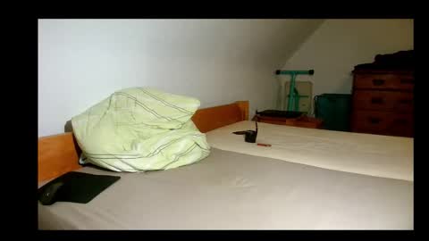 hotboy32891282 online show from 4, 2, 2026