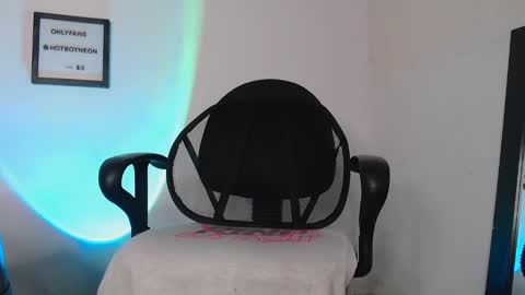 Alex Neon online show from 13, 12, 2024