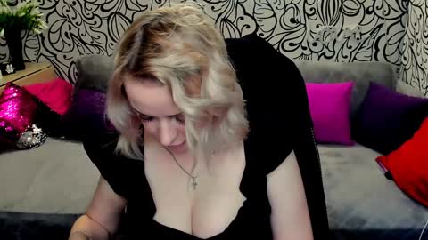 Alice online show from 30, 1, 2025