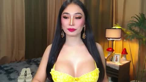 EVA online show from 22, 9, 2025