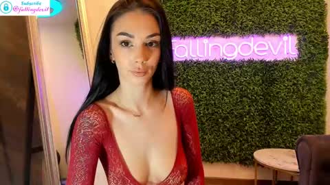 hotfallingdevil online show from 21, 1, 2025