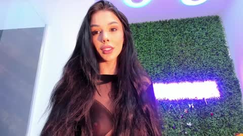 hotfallingdevil online show from 6, 2, 2026