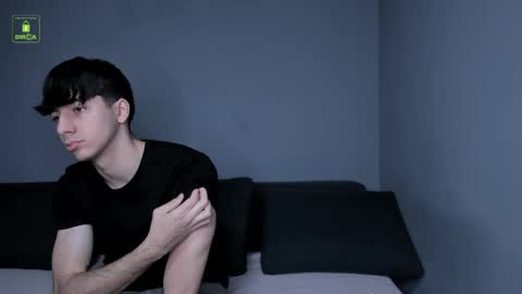 QUENTIN online show from 15, 4, 2026