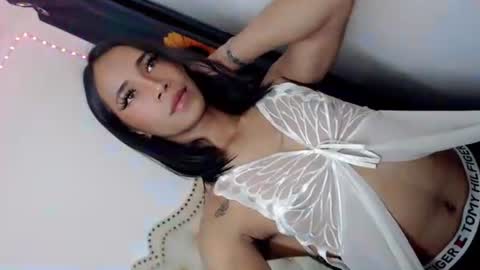 hotgirl_krisxx online show from 4, 10, 2025