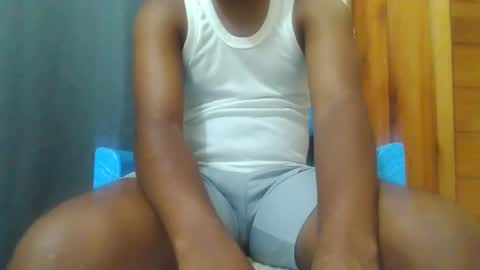 hotguyy001 online show from 19, 10, 2025