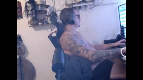 hotkinkytat online show from 22, 2, 2026