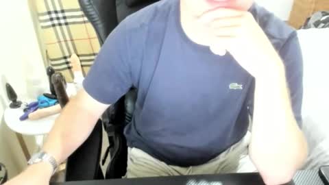 Snapshot of hotmelbguy20 chatting on 4, 10, 2025 Cum and play X online show from 4, 10, 2025