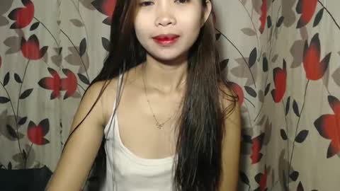 Snapshot of hotmom_gia chatting on 25, 11, 2025 hotmom_gia online show from 25, 11, 2025