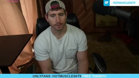 Snapshot of hotmuscles6t9 chatting on 4, 6, 2026 hotmuscles6t9 online show from 4, 6, 2026