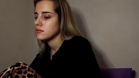 hotmusex online show from 19, 11, 2025