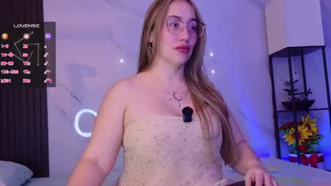 Snapshot of hotpawgmilf chatting on 14, 6, 2026 Sussy Bloom online show from 14, 6, 2026