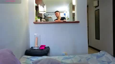 Snapshot of hotstud_999 chatting on 27, 7, 2026 Andres online show from 27, 7, 2026