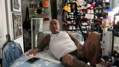 Snapshot of hotstuff775616 chatting on 18, 1, 2026 hotstuff775616 online show from 18, 1, 2026