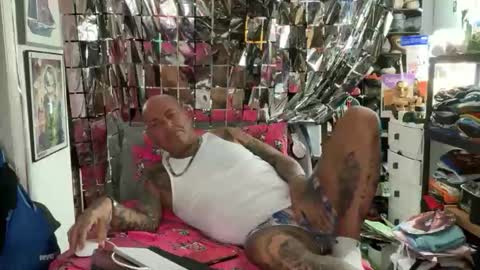 hotstuff775616 online show from 19, 4, 2026