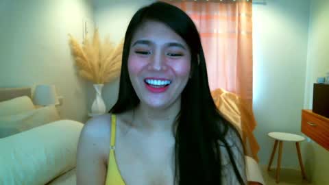 Snapshot of hotsweetangel00 chatting on 12, 12, 2024 Sweet Angel online show from 12, 12, 2024