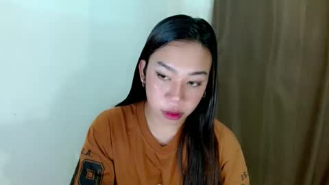 Snapshot of hott_cumforyou chatting on 3, 11, 2025 jelaigrande online show from 3, 11, 2025