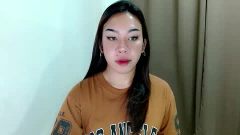 Snapshot of hott_cumforyou chatting on 15, 11, 2025 jelaigrande online show from 15, 11, 2025