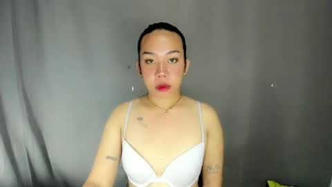 Snapshot of hott_cumforyou chatting on 24, 4, 2026 jelaigrande online show from 24, 4, 2026